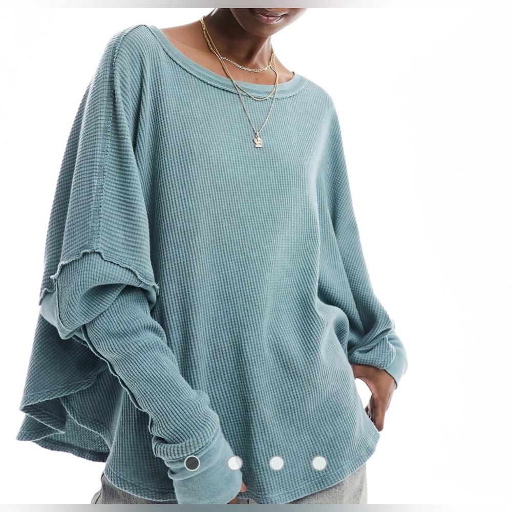 NWOT Free People Microphone Drop Thermal - Picture 2 of 16